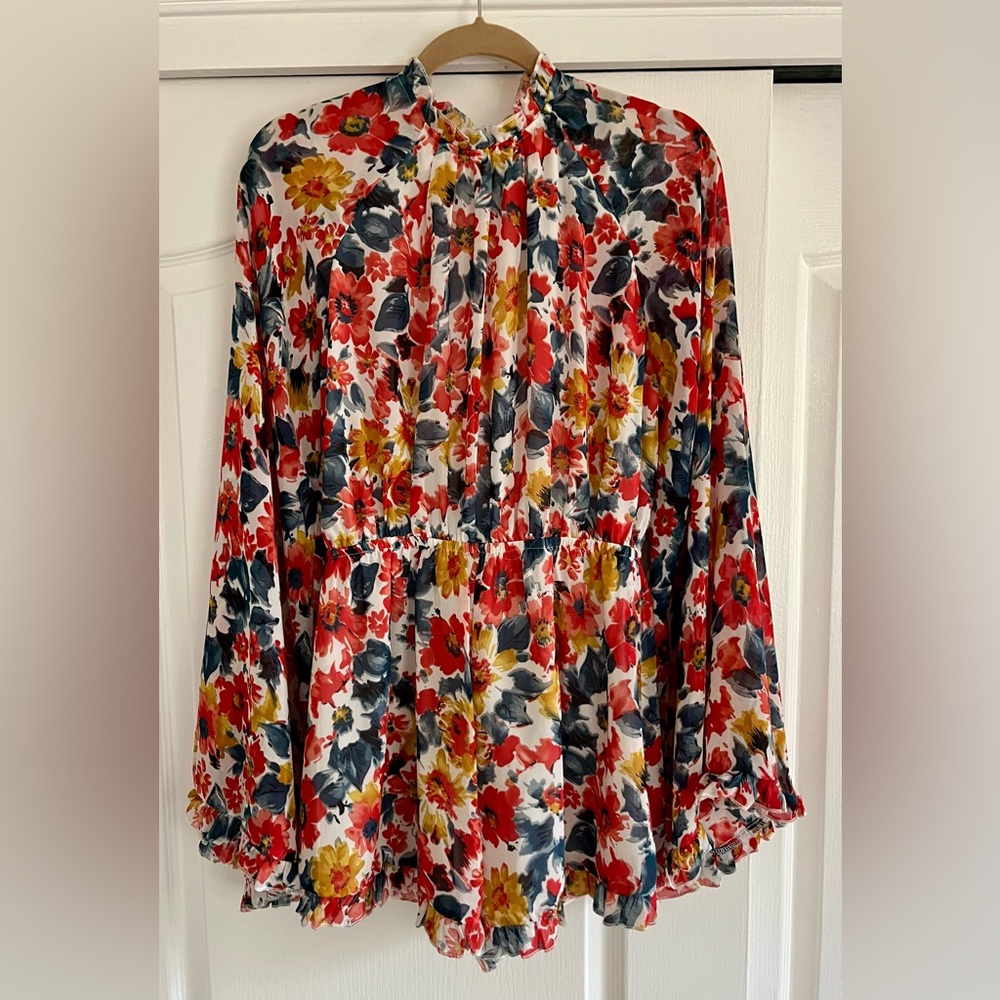 SHEIN Floral Print Romper With Bell Sleeves